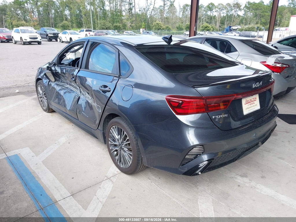 2023 Kia Forte GT-Line photo 3