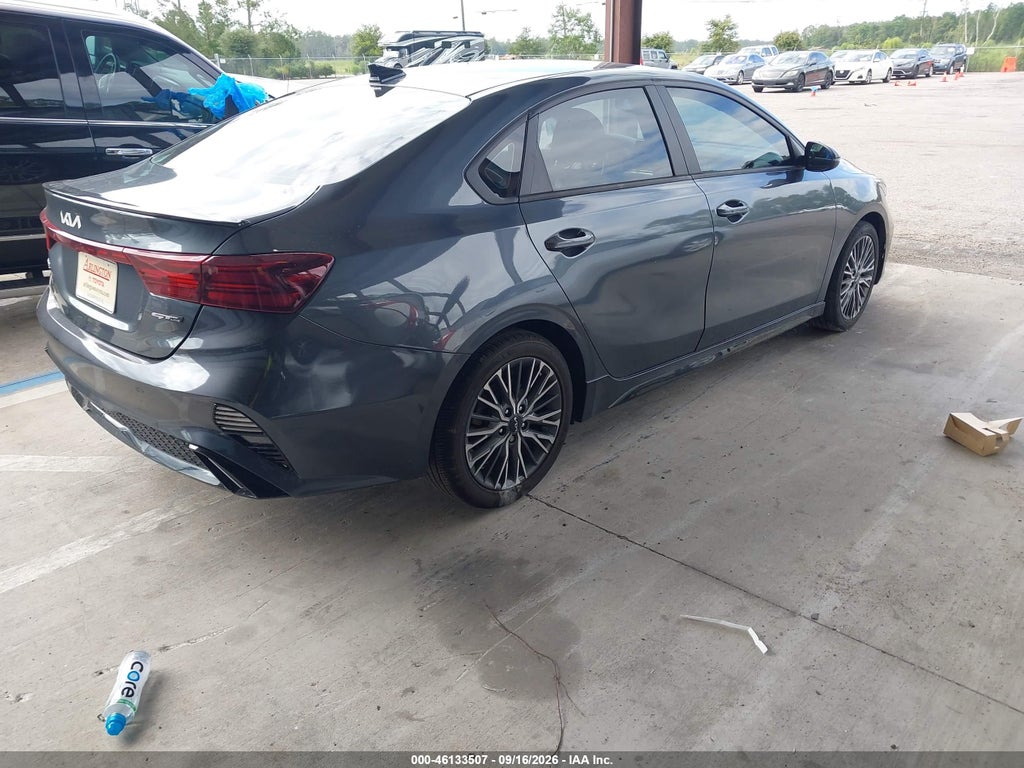 2023 Kia Forte GT-Line photo 4