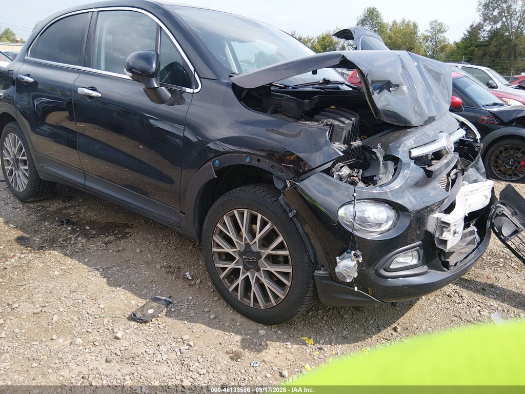 2017 Fiat 500X Lounge AWD photo 1