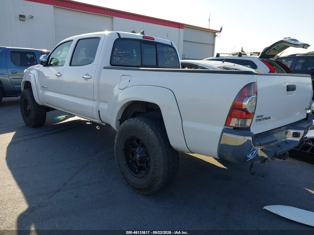 2013 Toyota Tacoma Base V6 photo 3