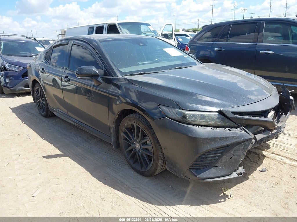 TOYOTA CAMRY 2021