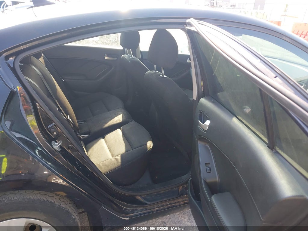 2018 Kia Forte LX photo 8