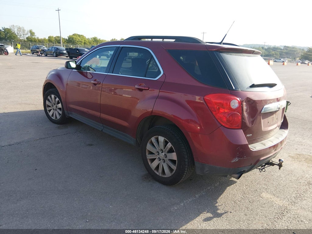 2010 Chevrolet Equinox LT photo 3