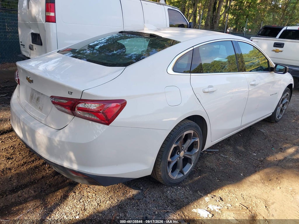 2022 Chevrolet Malibu FWD LT photo 4