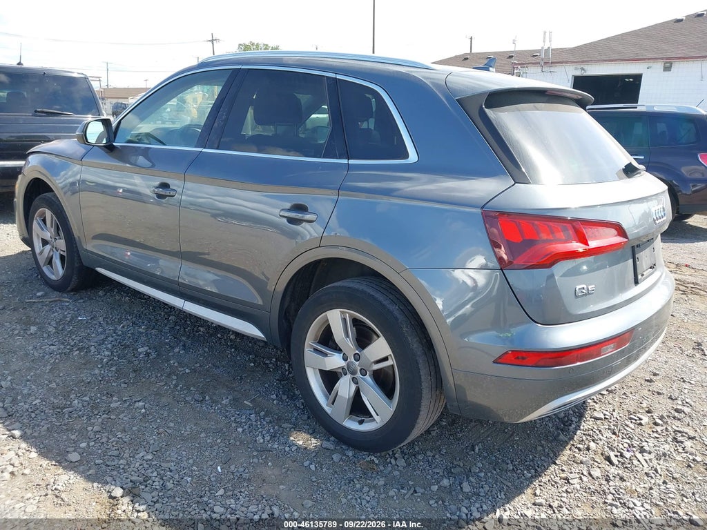 2018 Audi Q5 2.0T Premium/2.0T Tech Premium photo 3