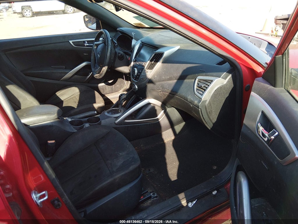 2017 Hyundai Veloster Value Edition photo 5