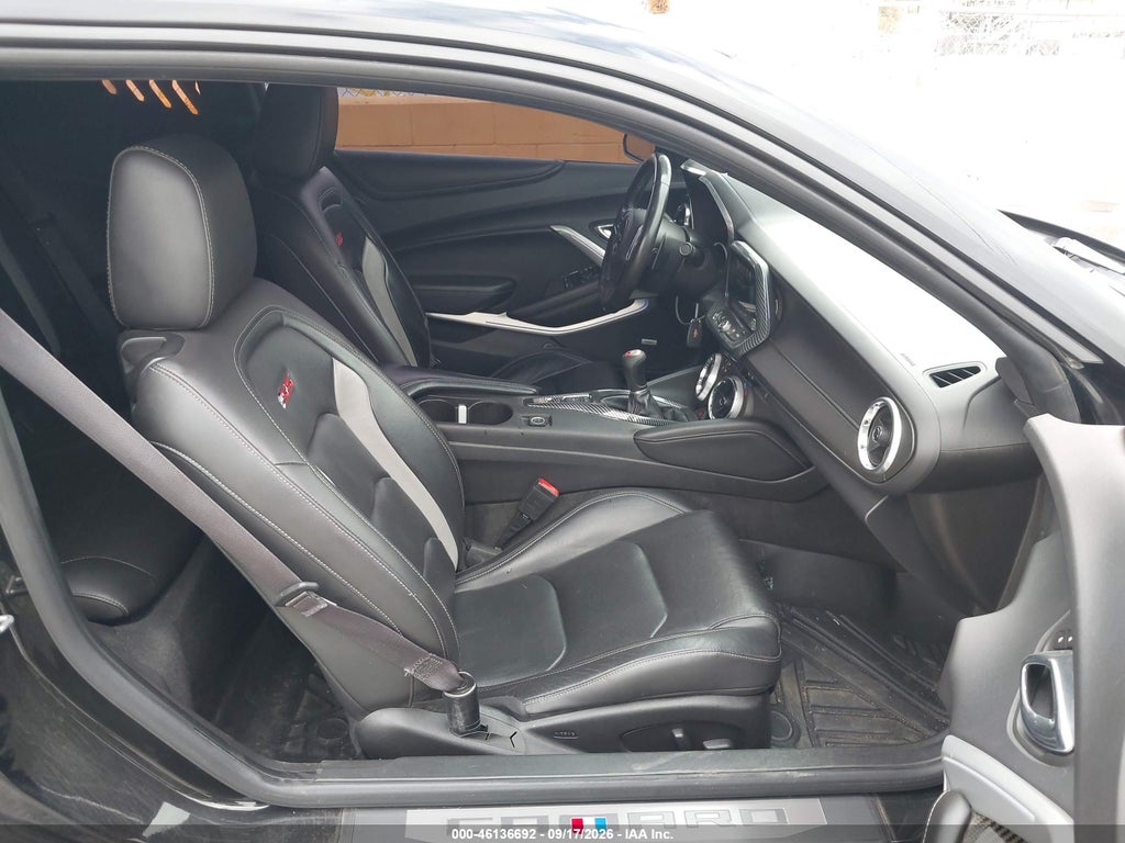 2016 Chevrolet Camaro 2SS photo 5