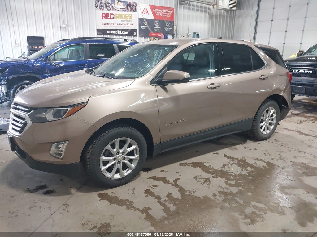 2019 Chevrolet Equinox LT photo 2
