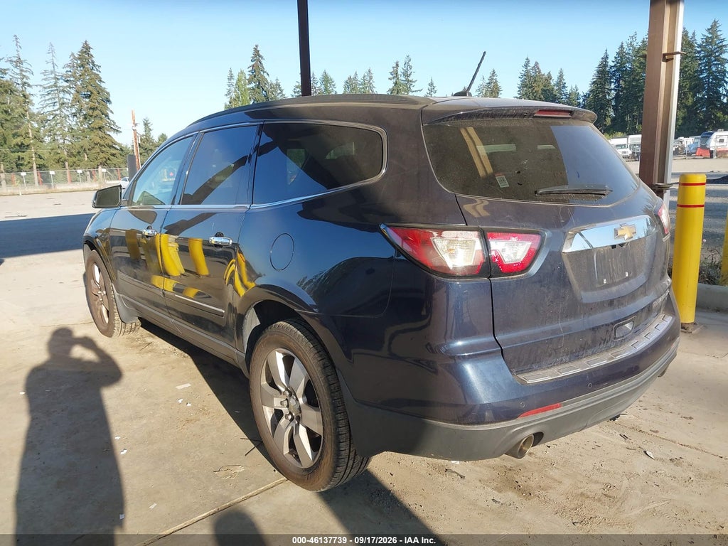 2015 Chevrolet Traverse LTZ photo 3