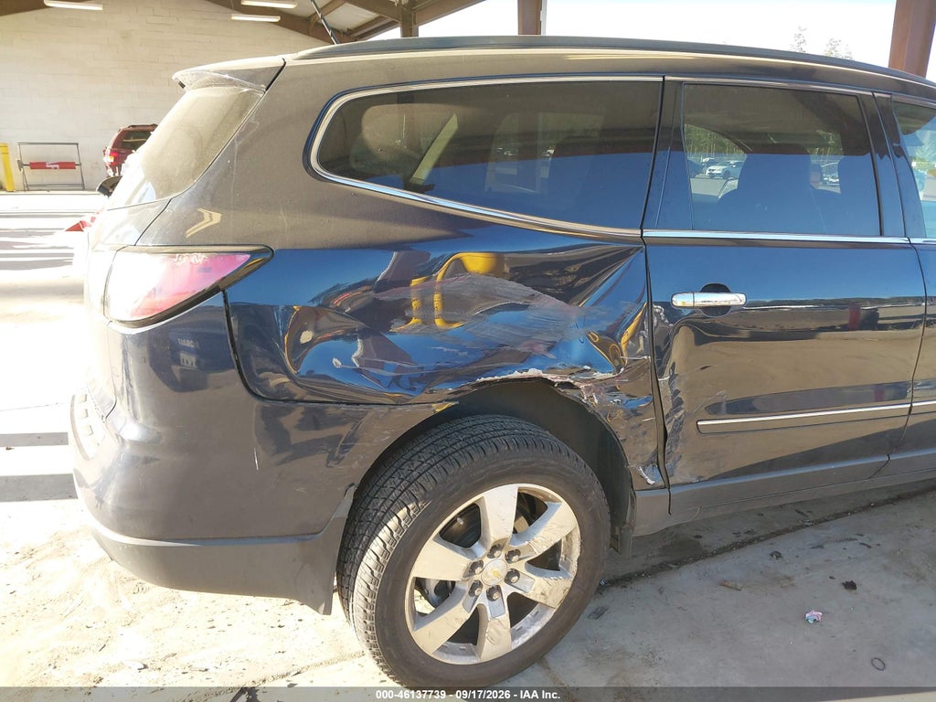 2015 Chevrolet Traverse LTZ photo 6