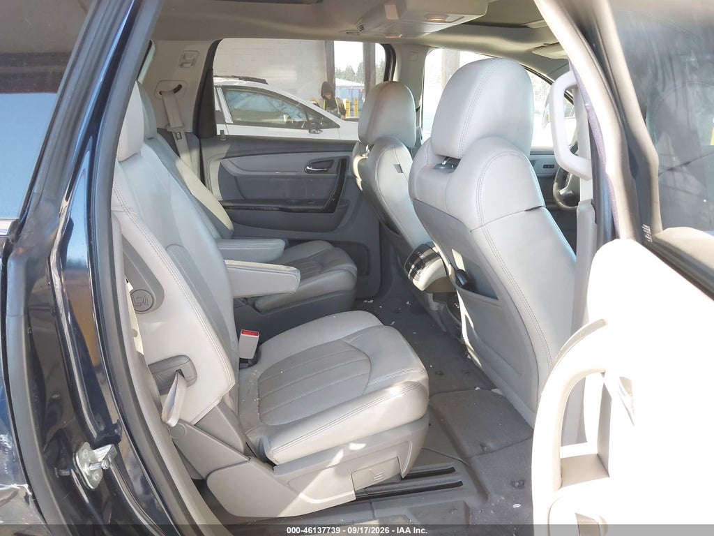 2015 Chevrolet Traverse LTZ photo 8