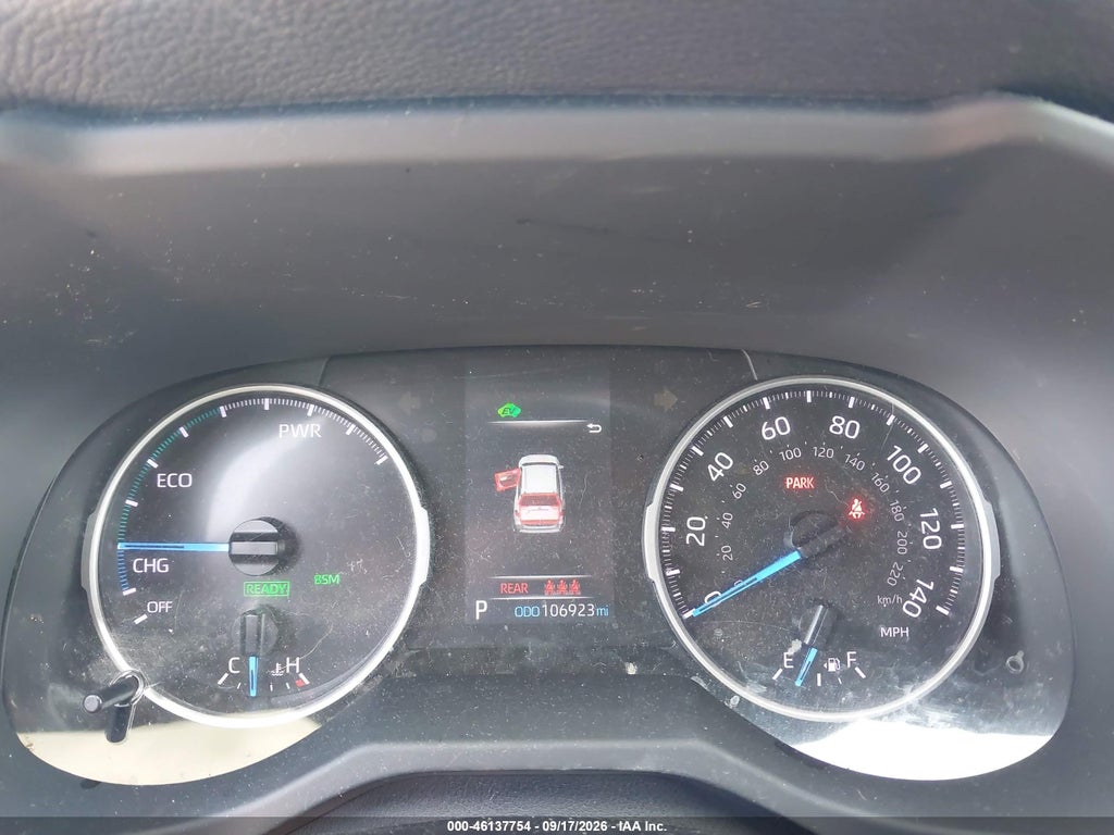 2021 Toyota RAV4 XLE photo 7