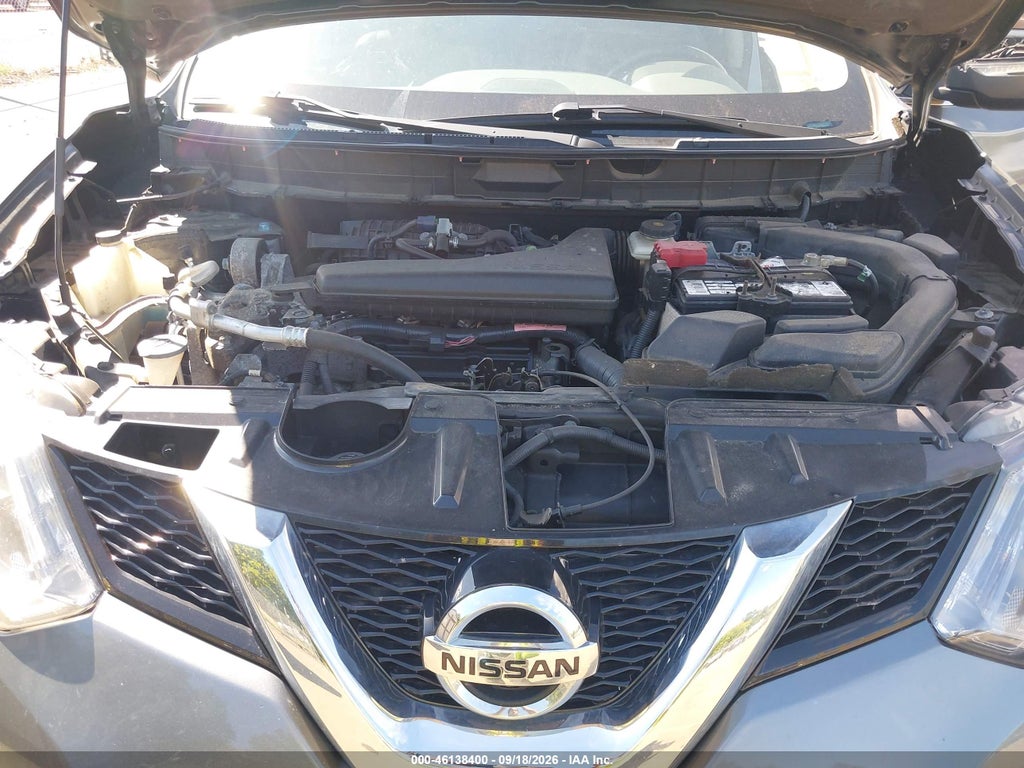 2015 Nissan Rogue SL photo 10