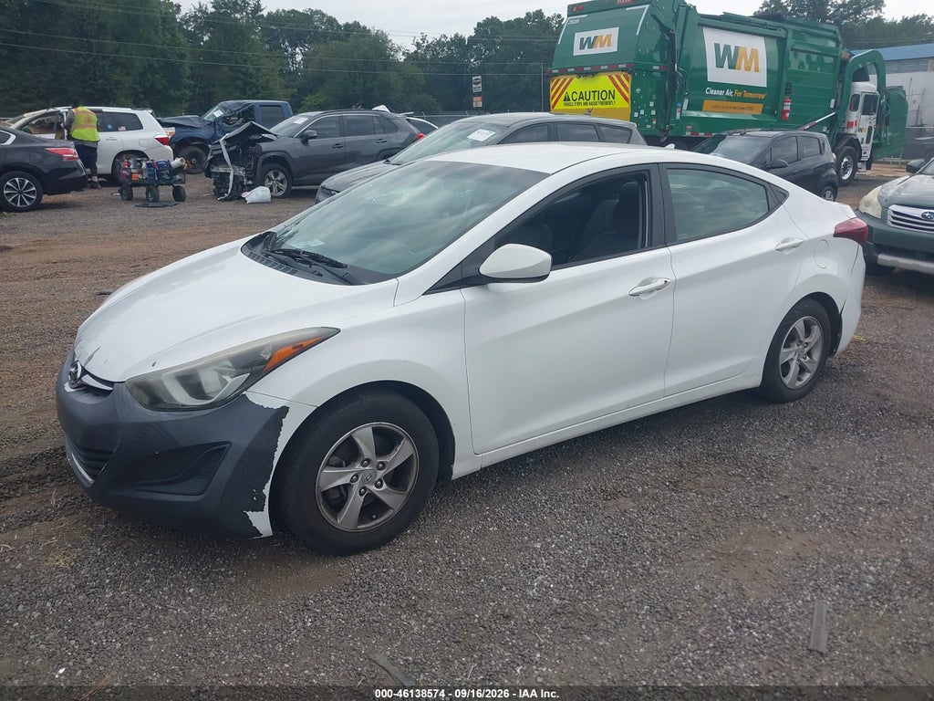 2014 Hyundai Elantra SE photo 2
