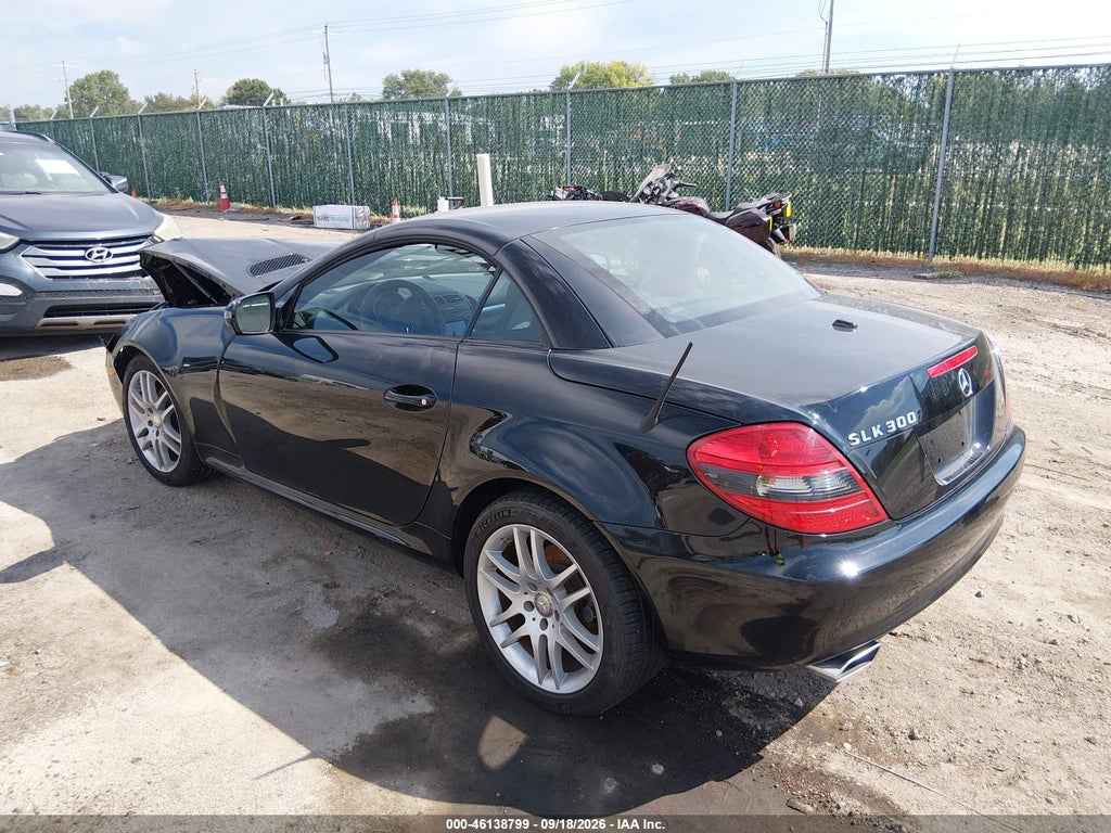 2009 Mercedes-Benz SLK 300 photo 3