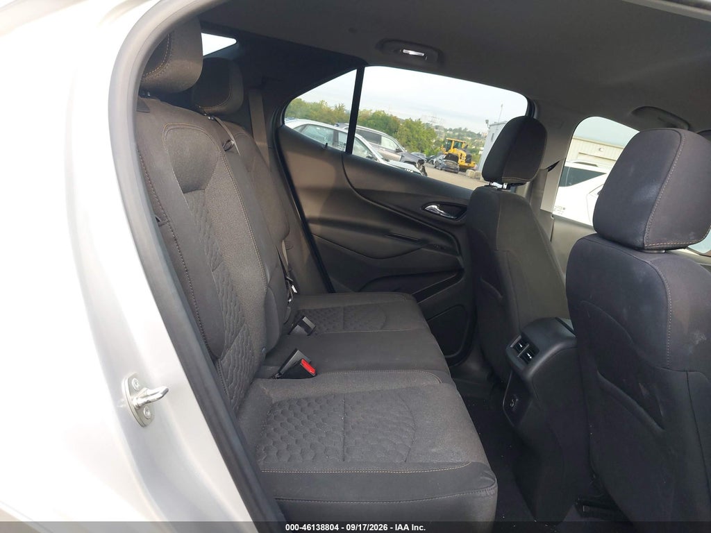2021 Chevrolet Equinox AWD LT photo 8