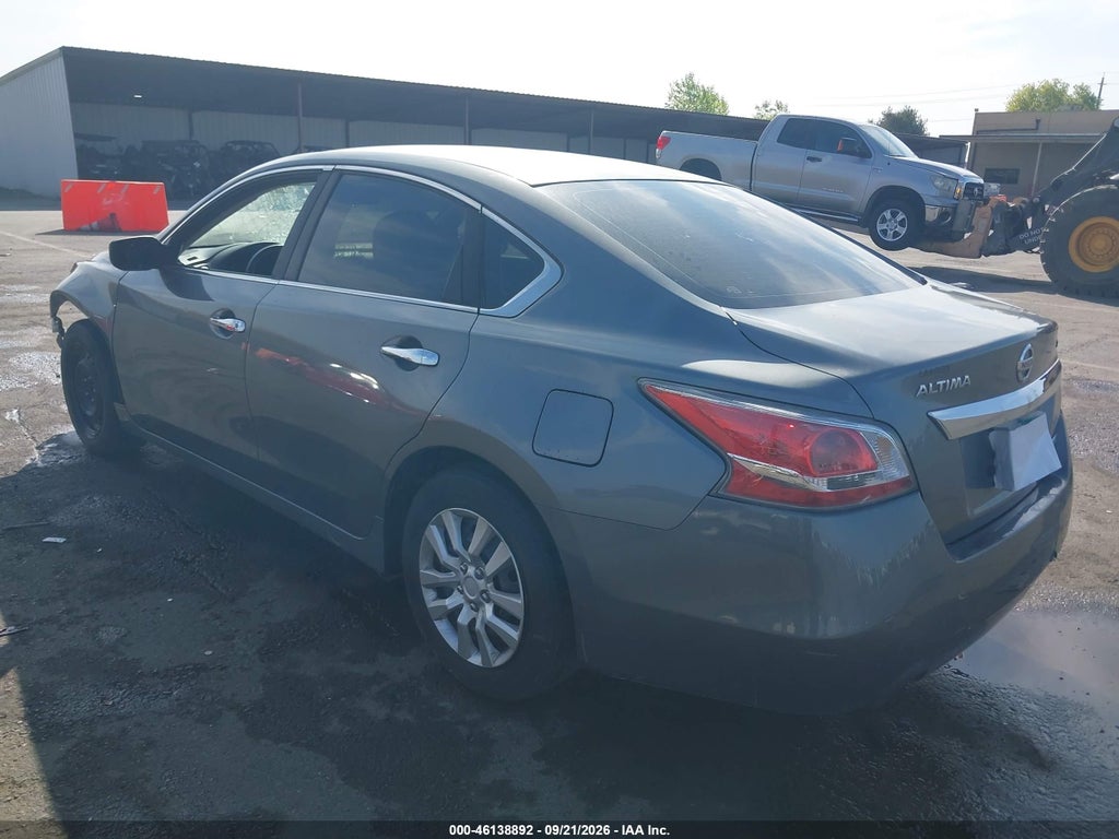2014 Nissan Altima 2.5/2.5 S/2.5 SL/2.5 SV photo 3