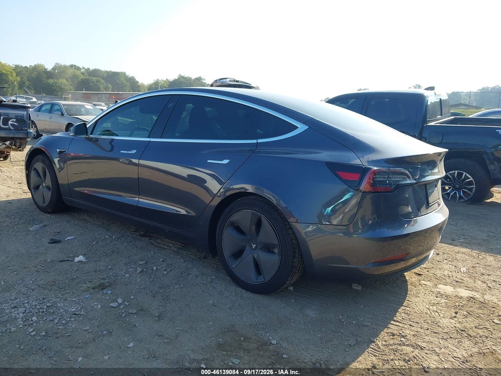 2020 Tesla Model 3 Standard Range Plus Rear-Wheel Drive/Standard Range Rear-Wheel Drive photo 3