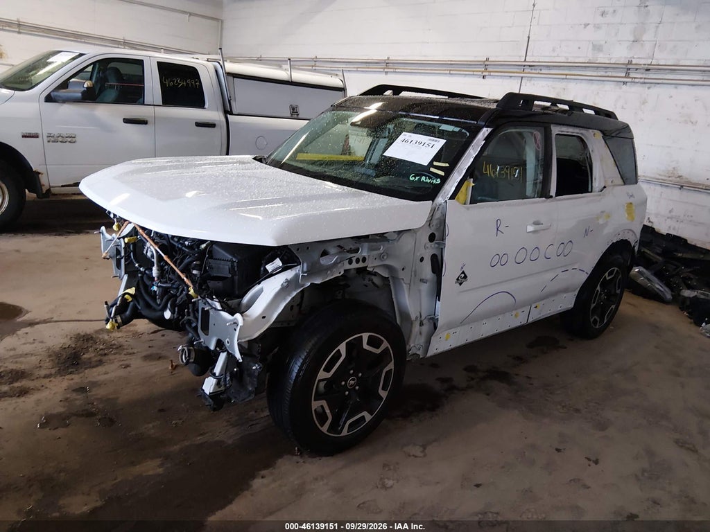 2022 Ford Bronco Sport Outer Banks photo 2