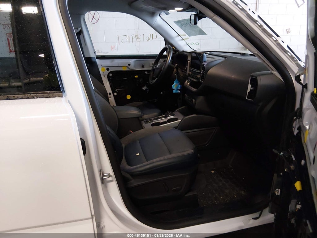 2022 Ford Bronco Sport Outer Banks photo 5