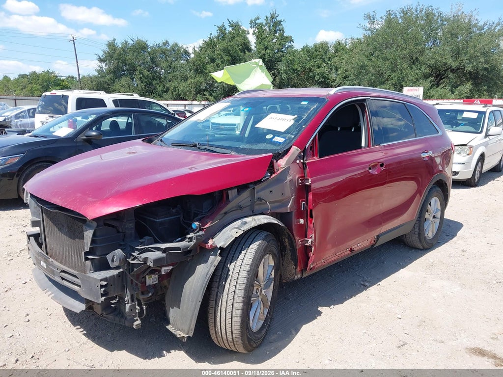 2017 Kia Sorento 3.3L LX photo 2