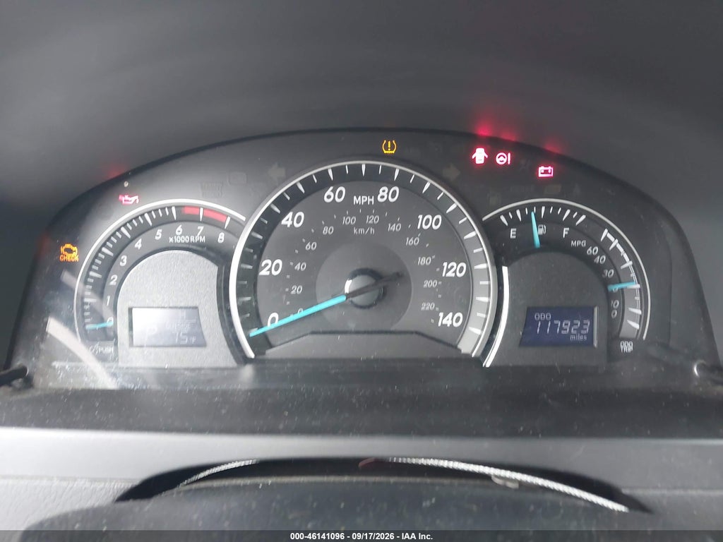 2012 Toyota Camry LE photo 7