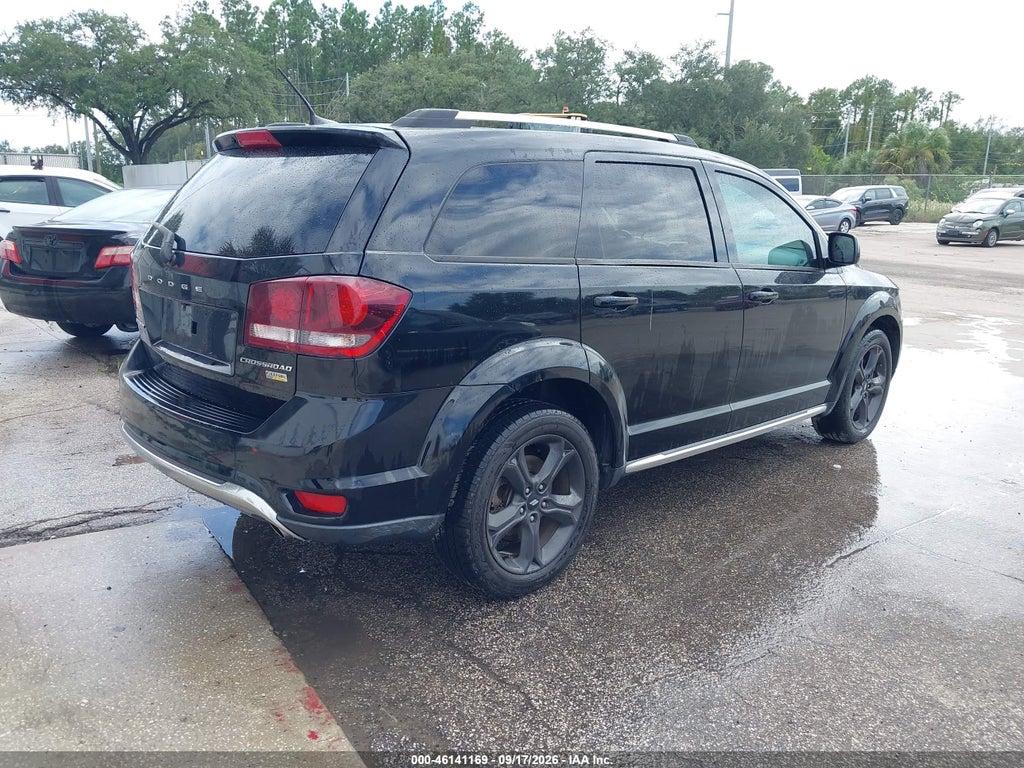 2018 Dodge Journey Crossroad photo 4