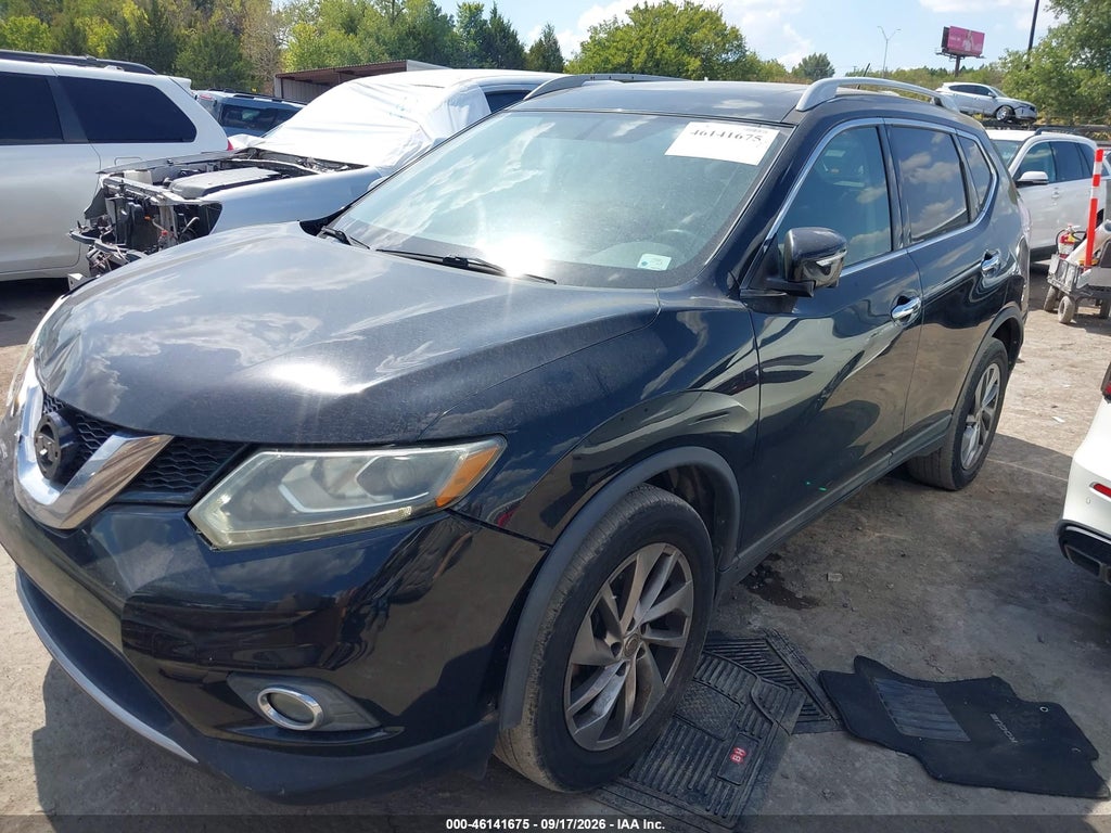 2015 Nissan Rogue SL photo 2