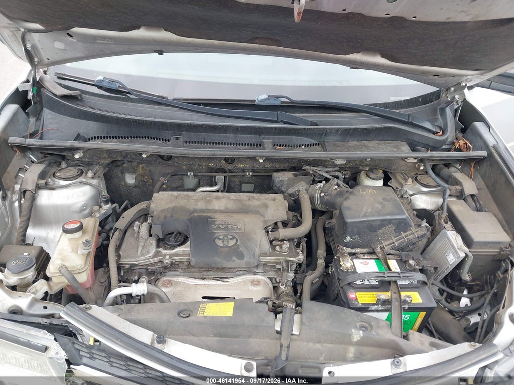 2014 Toyota RAV4 LE photo 10