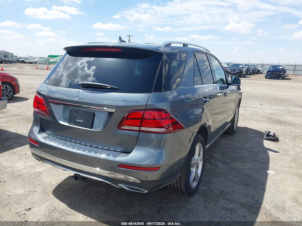 2018 Mercedes-Benz GLE 350 4MATIC photo 4