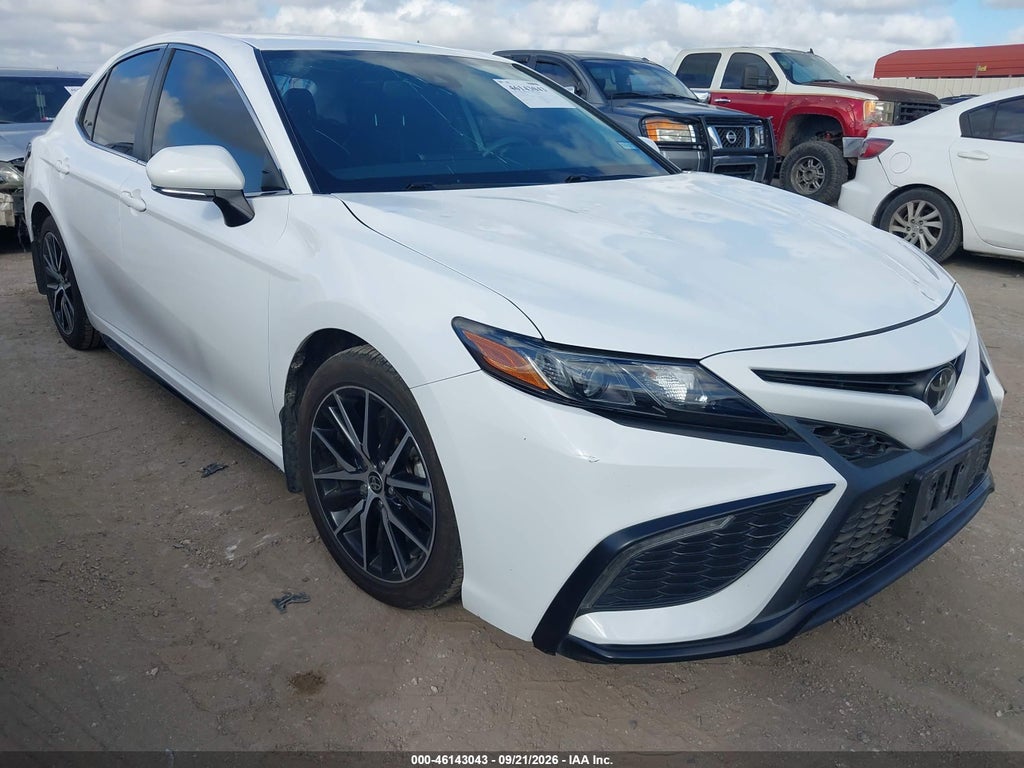 TOYOTA CAMRY 2023