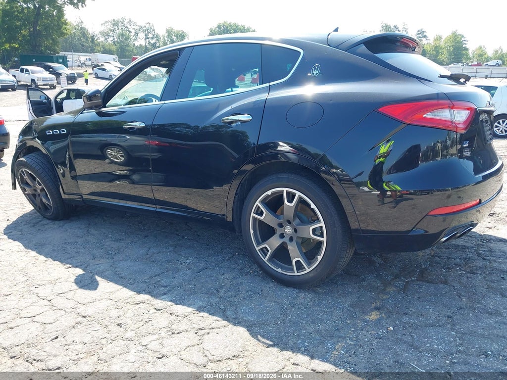 2019 Maserati Levante photo 3