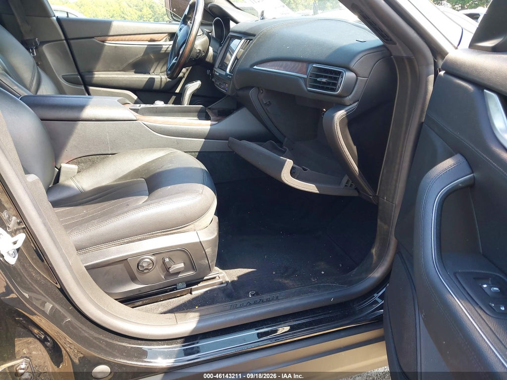 2019 Maserati Levante photo 5