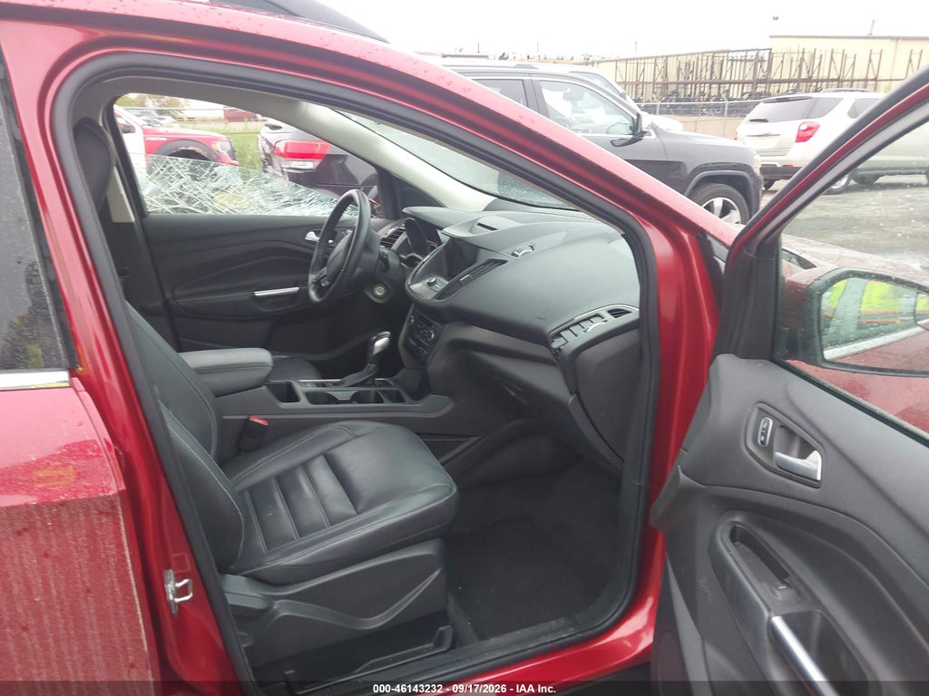 2018 Ford Escape SEL photo 5