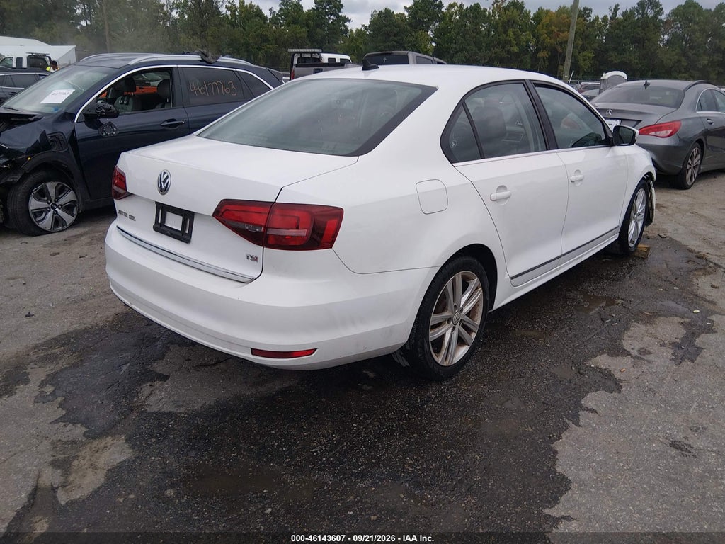 2017 Volkswagen Jetta 1.8T SEL/1.8T SEL Premium photo 4