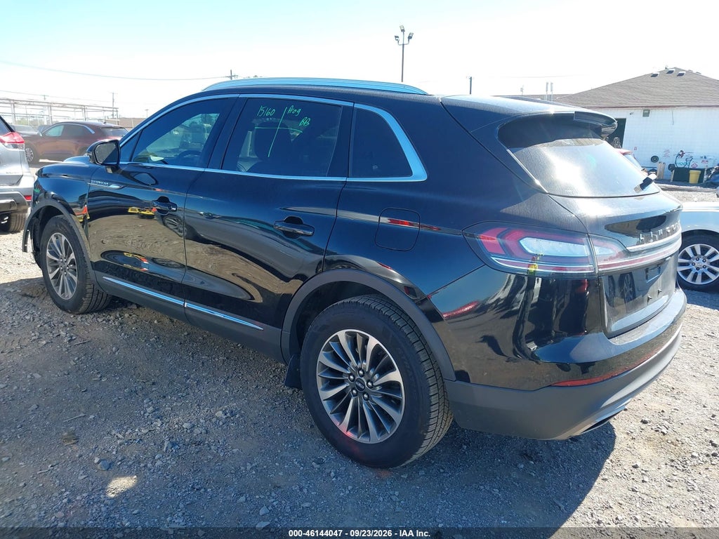 2020 Lincoln Nautilus photo 3