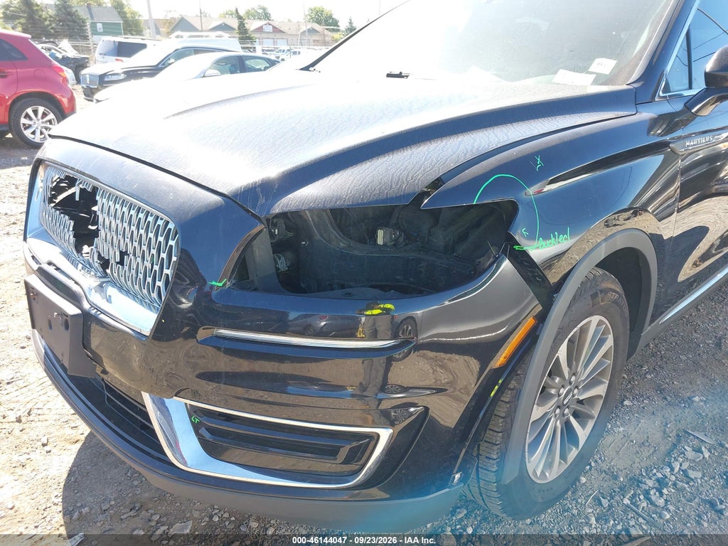 2020 Lincoln Nautilus photo 6