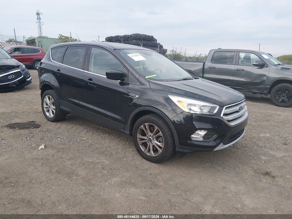 2019 Ford Escape SE photo 1