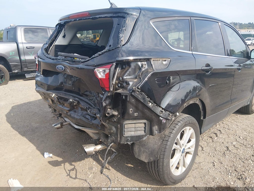 2019 Ford Escape SE photo 6