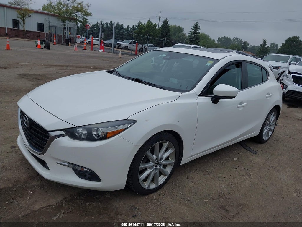 2017 Mazda MAZDA3 Grand Touring photo 2