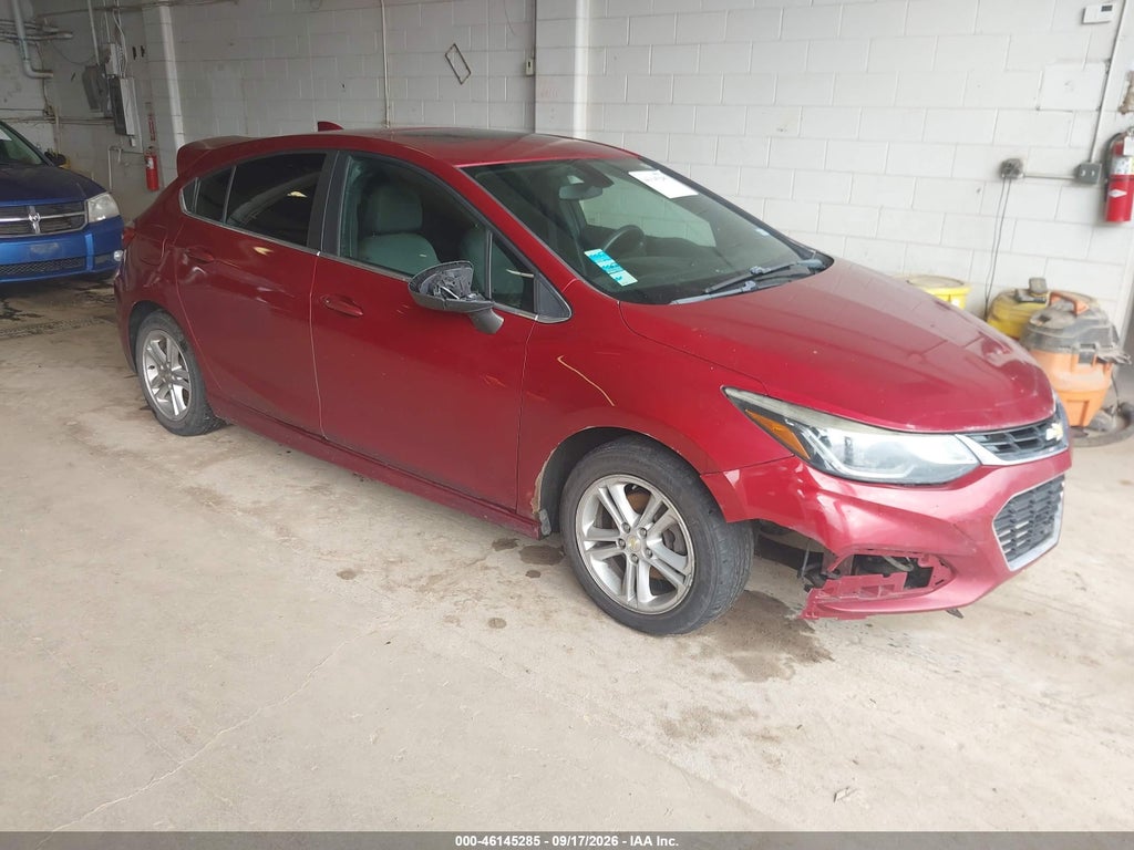 2017 Chevrolet Cruze LT Auto photo 1