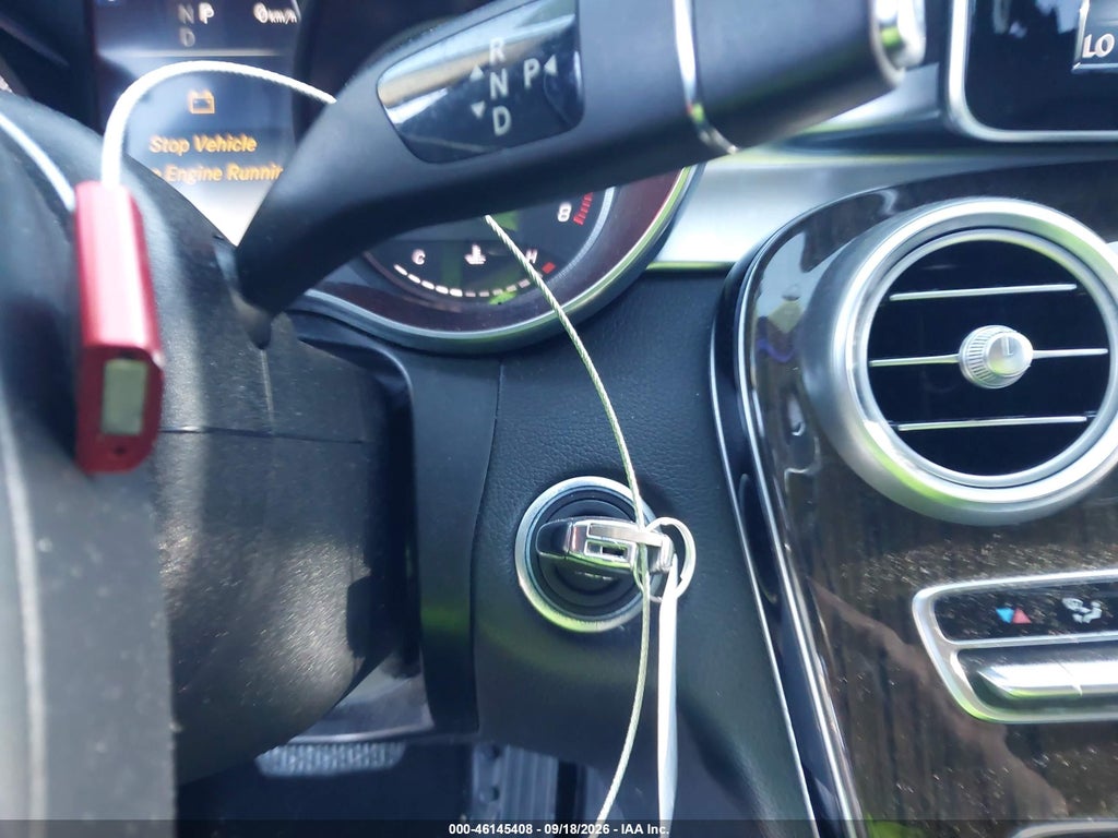 2018 Mercedes-Benz C 300 4MATIC photo 11