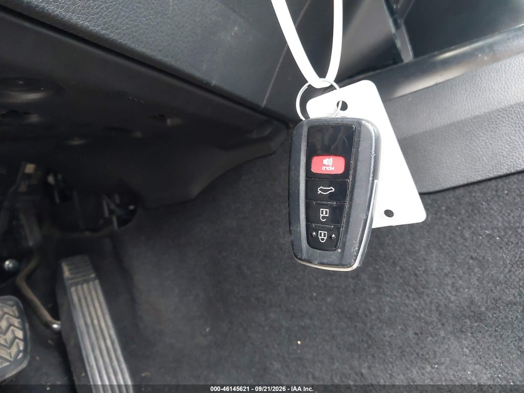 2019 Toyota Camry XSE photo 11
