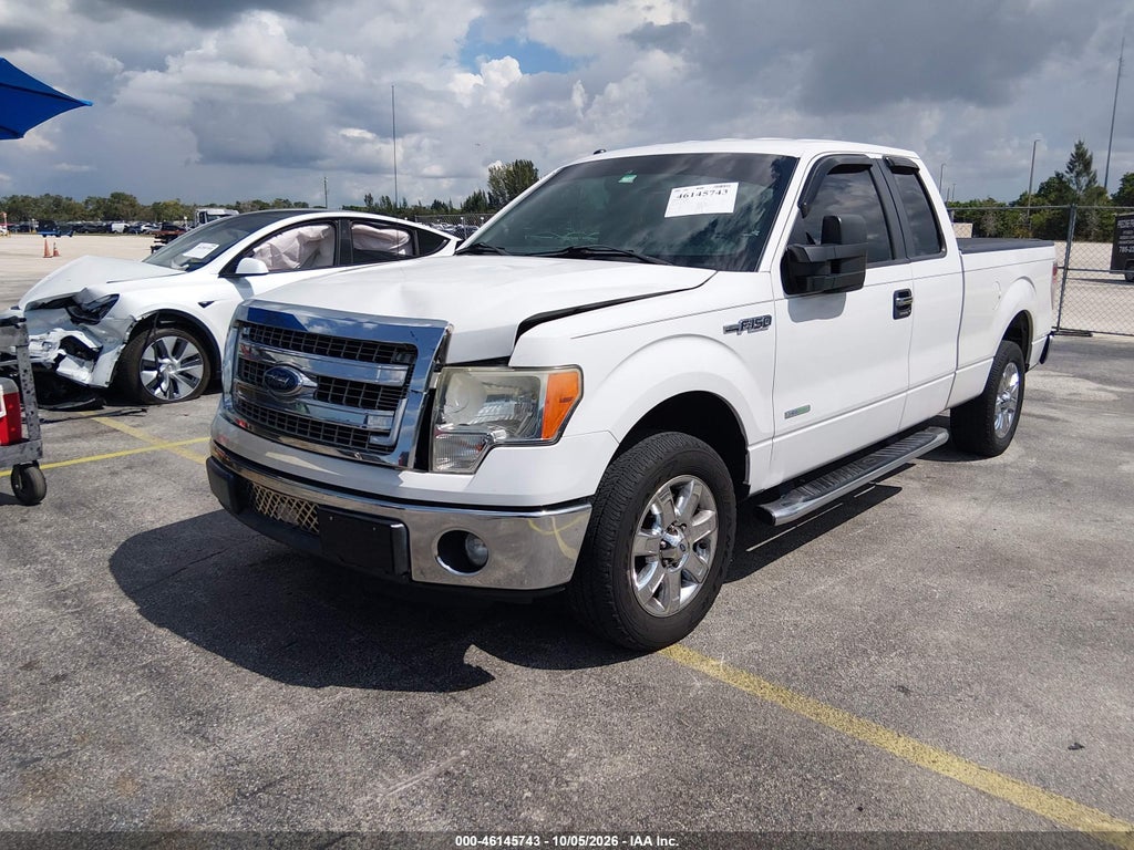 2013 Ford F-150 XLT photo 6