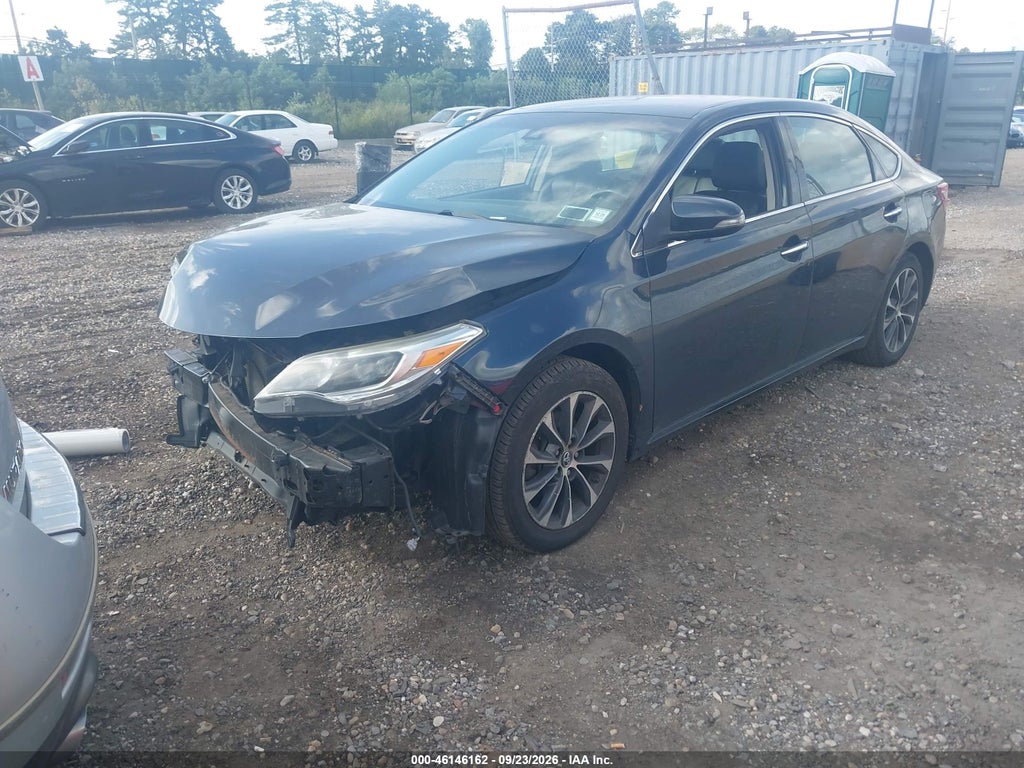 2018 Toyota Avalon XLE photo 2