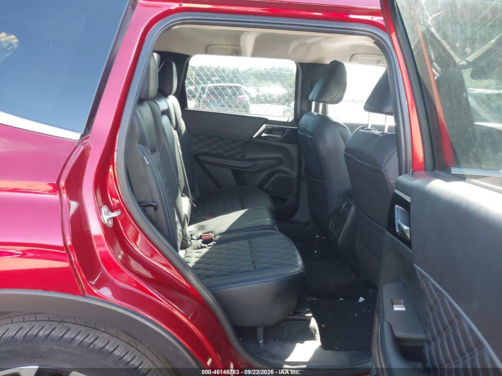 2022 Mitsubishi Outlander SEL photo 8