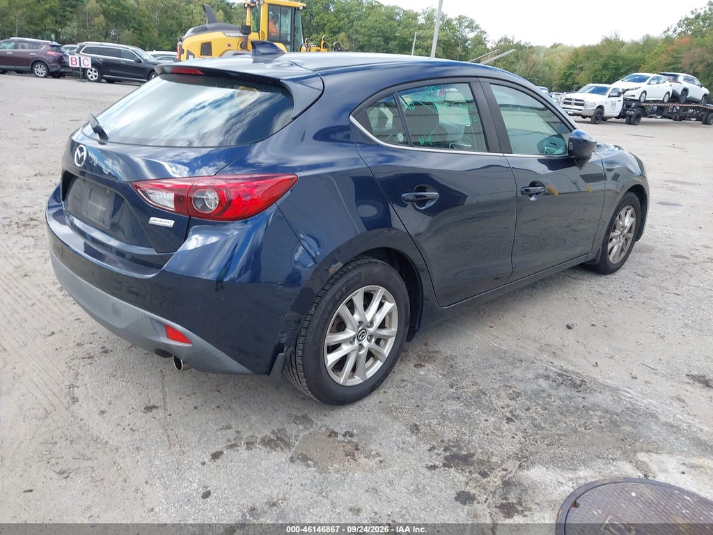 2016 Mazda MAZDA3 I Touring photo 4
