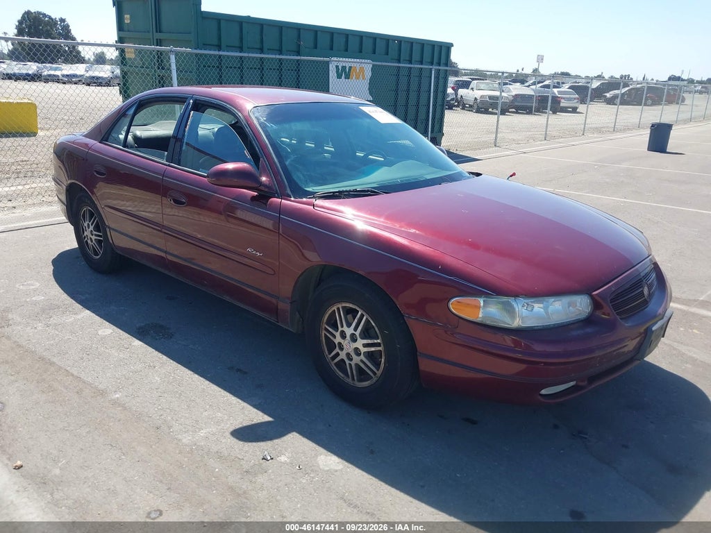 2001 Buick Regal LS photo 1