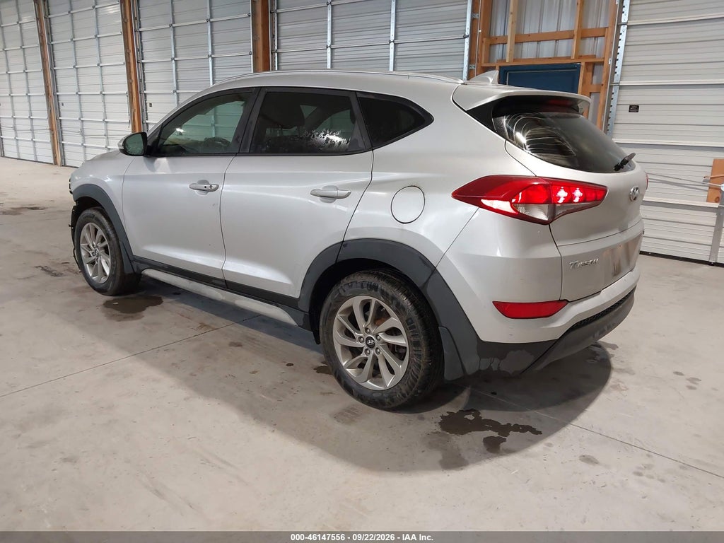 2017 Hyundai Tucson SE Plus photo 3