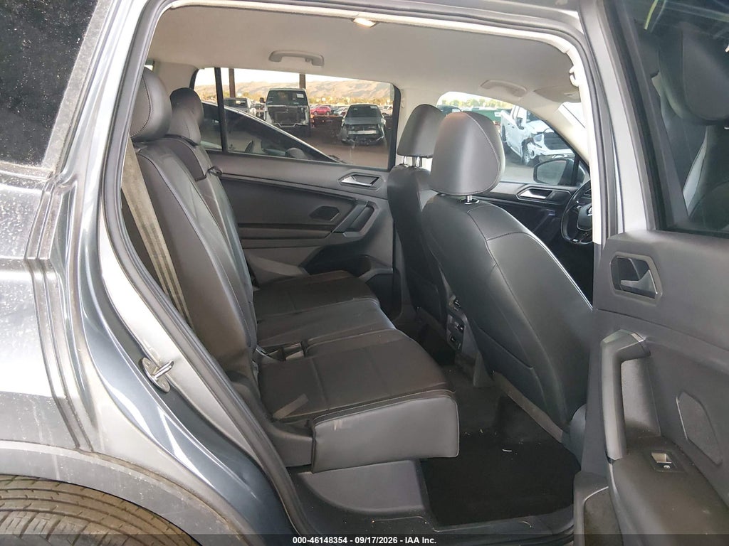 2019 Volkswagen Tiguan 2.0T SE/2.0T SEL/2.0T SEL R-Line/2.0T SEL R-Line Black photo 8